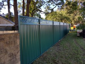 Colorbond fence with lattice